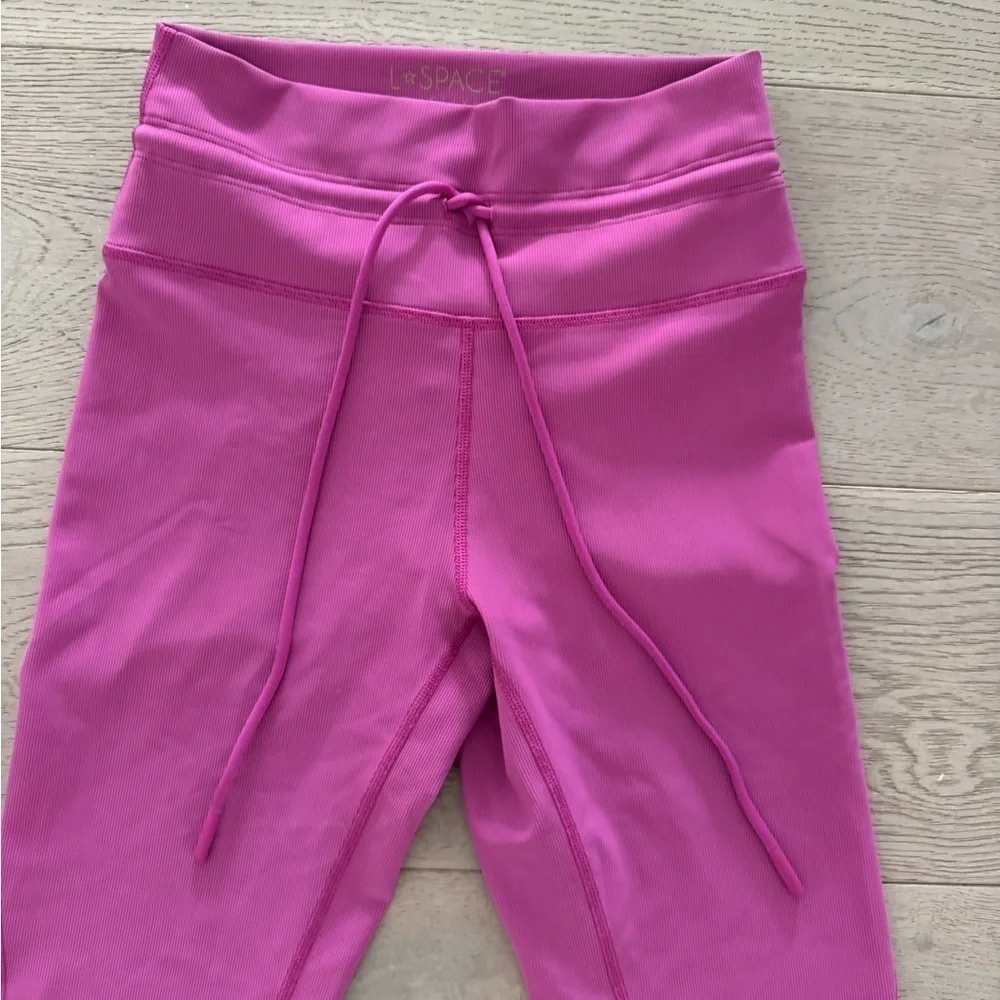 LSPACE Turner Legging size S Pink/Magenta color